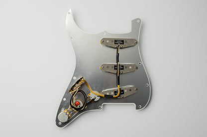 Pre-Wired Strat® Pickguard with Classic Blues Pickup Set